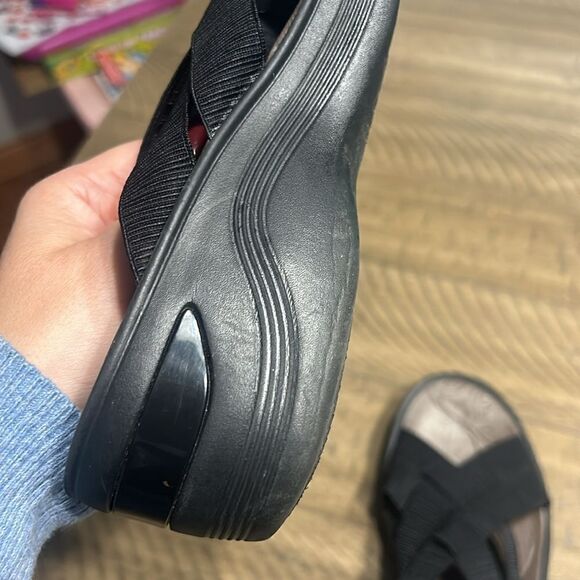 BZees sandals size 8 - Picture 9 of 12